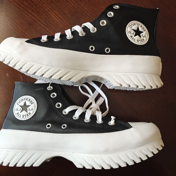 M8.5/W10.5 Converse Chuck Taylor All Star Lugged 2.0 High Top Black White - Picture 1 of 8
